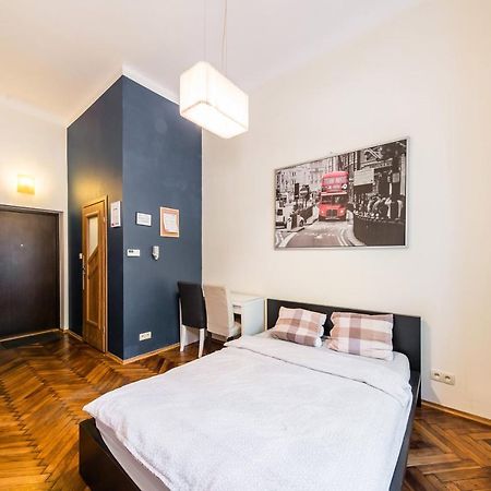 Mrowka Appartement Krakau Buitenkant foto