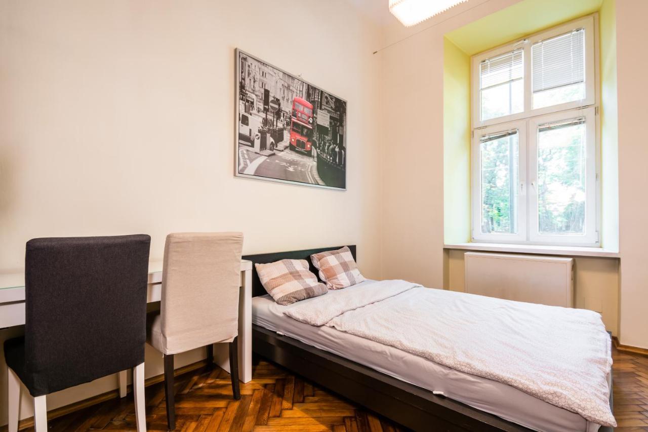 Mrowka Appartement Krakau Buitenkant foto
